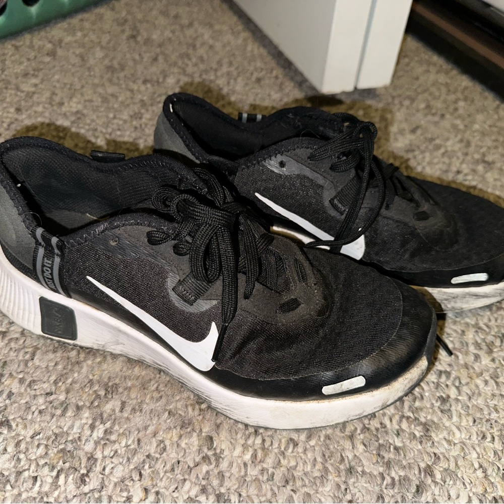 Black Nike Running Shoes